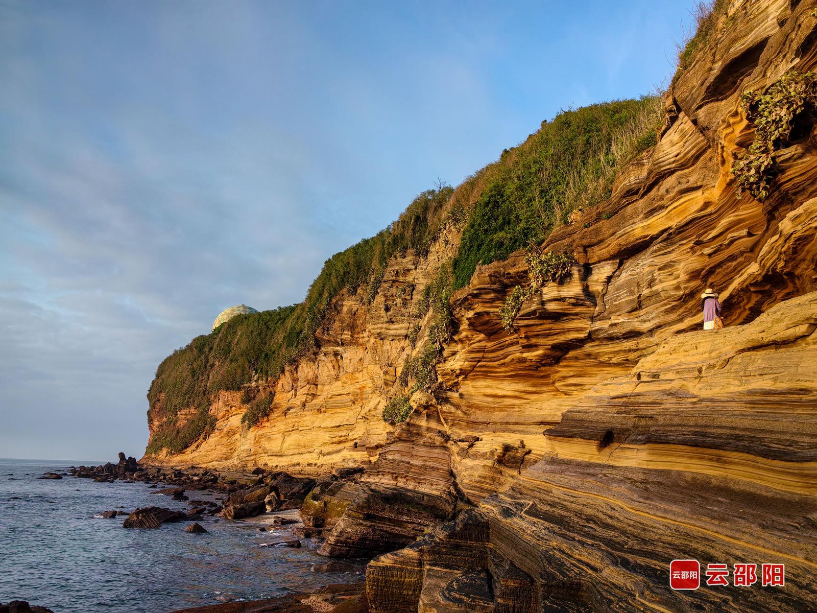 涠洲岛火山海蚀崖